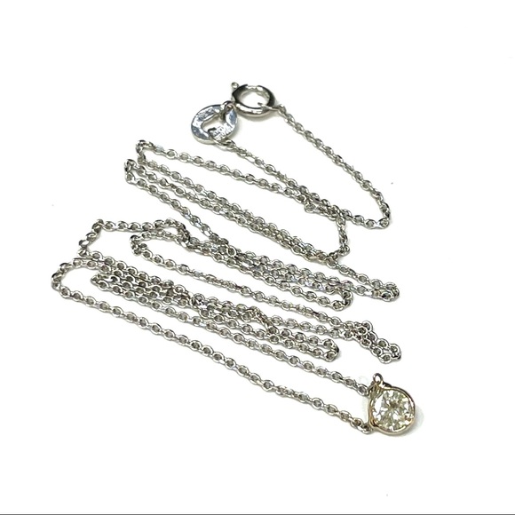 Beautiful Diamond Solitaire Necklace .18CT in solid 14k White Gold 16” - Picture 2 of 6